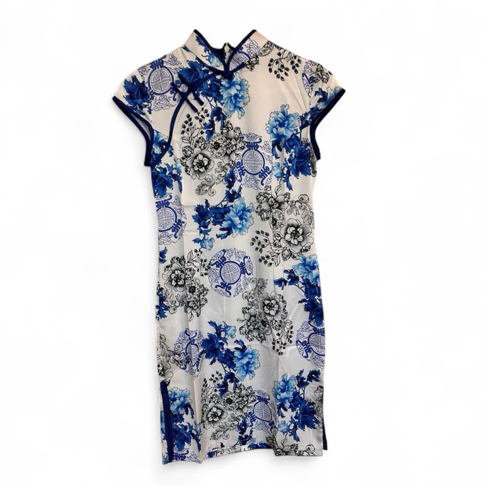 Floral Blue and White Cheongsam Dress